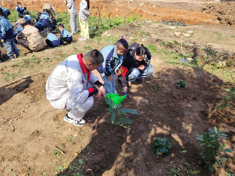 第6頁(yè)_公司動(dòng)態(tài)_新聞中心_蕪湖造船廠有限公司